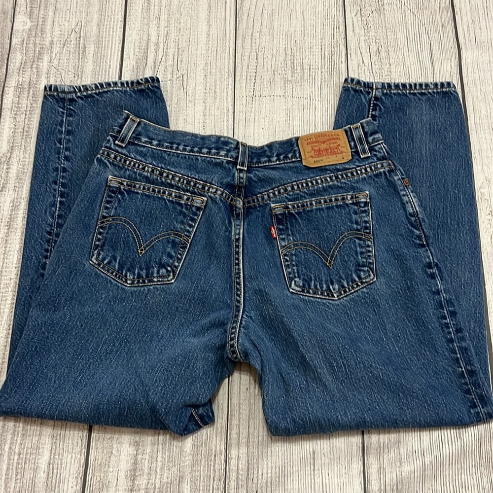 Levi’s 550 Vintage Relaxed Fit Tapered Leg Denim Women’s Jeans Size 14 Petite